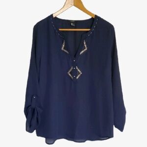 Forever 21 Navy v neck beaded embroidered button up 3/4 sleeve top